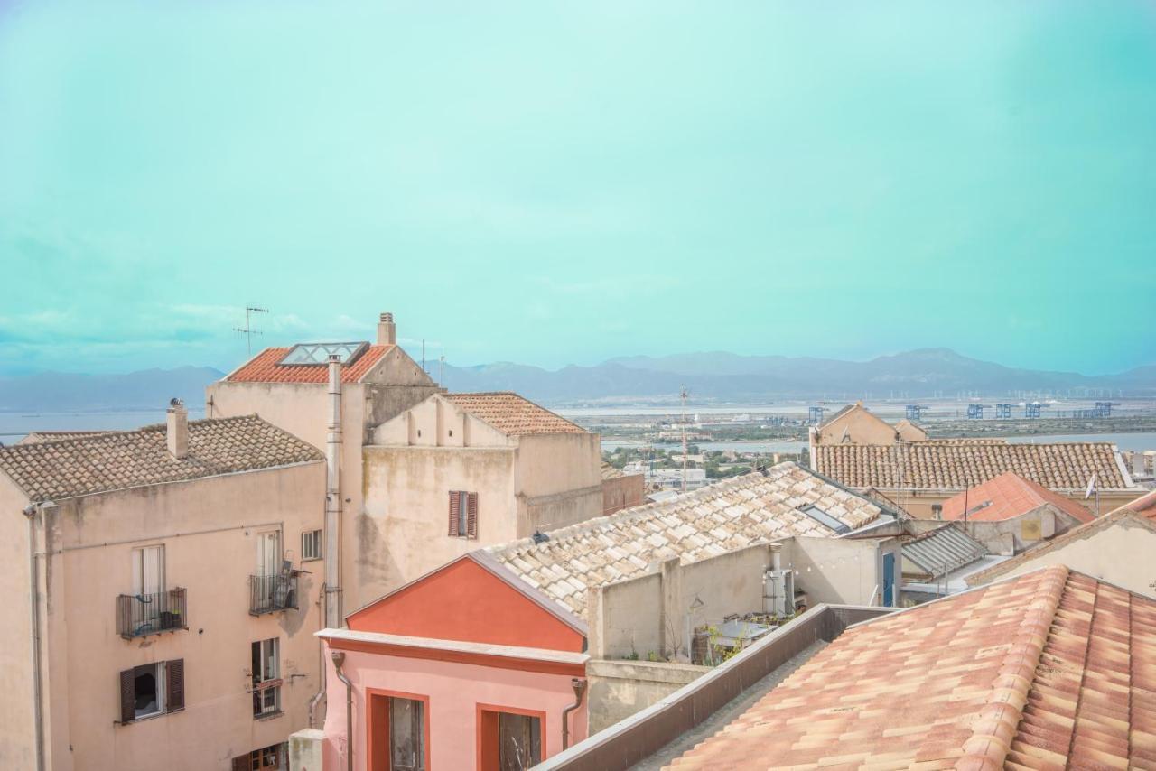 Appartamento Genovesi . Intero Apt . Wifi . Ac Cagliari Dış mekan fotoğraf